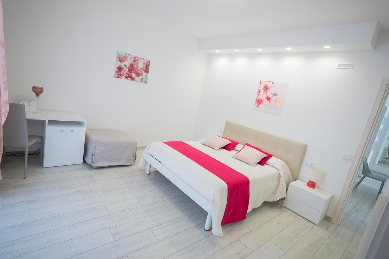 Pineta Del Mare Bed & Breakfast Alba Adriatica Dış mekan fotoğraf