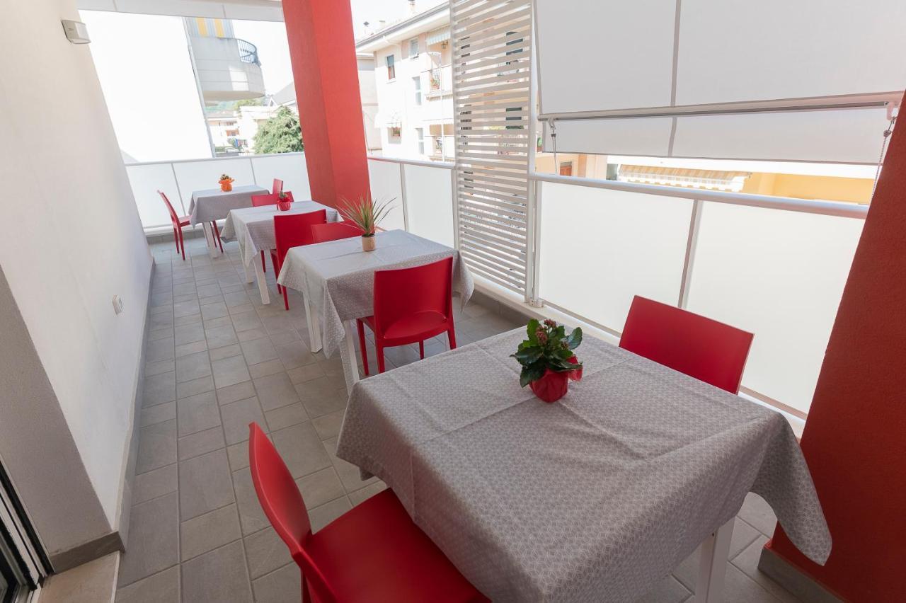 Pineta Del Mare Bed & Breakfast Alba Adriatica Dış mekan fotoğraf